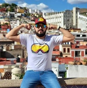 Meet your Posher, Gustavo